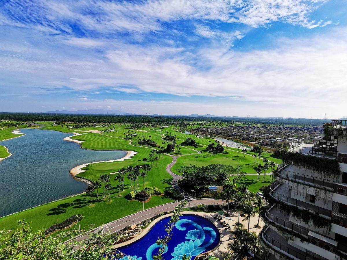 Forest City Golf Hotel Nusajaya  Eksteriør billede