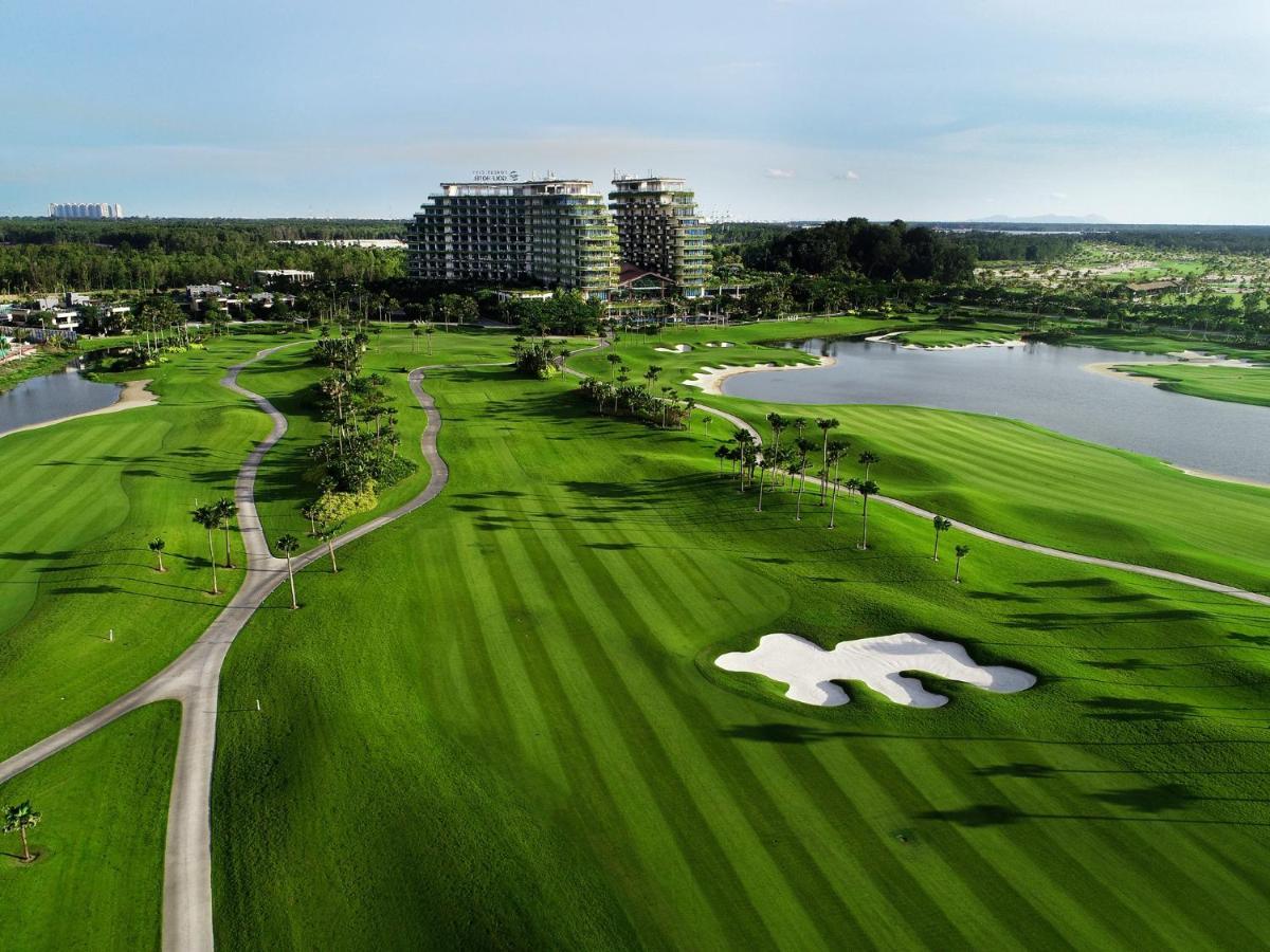 Forest City Golf Hotel Nusajaya  Eksteriør billede