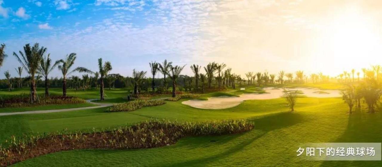 Forest City Golf Hotel Nusajaya  Eksteriør billede