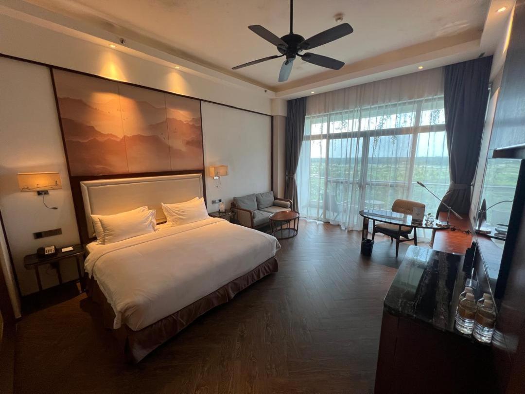 Forest City Golf Hotel Nusajaya  Eksteriør billede