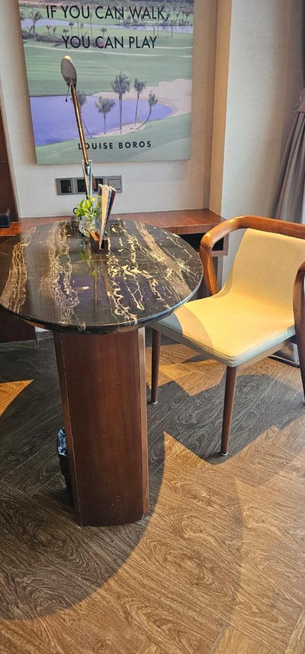 Forest City Golf Hotel Nusajaya  Eksteriør billede